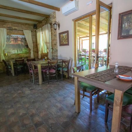 Etno Selo Svodje Daire Vlasotince Dış mekan fotoğraf