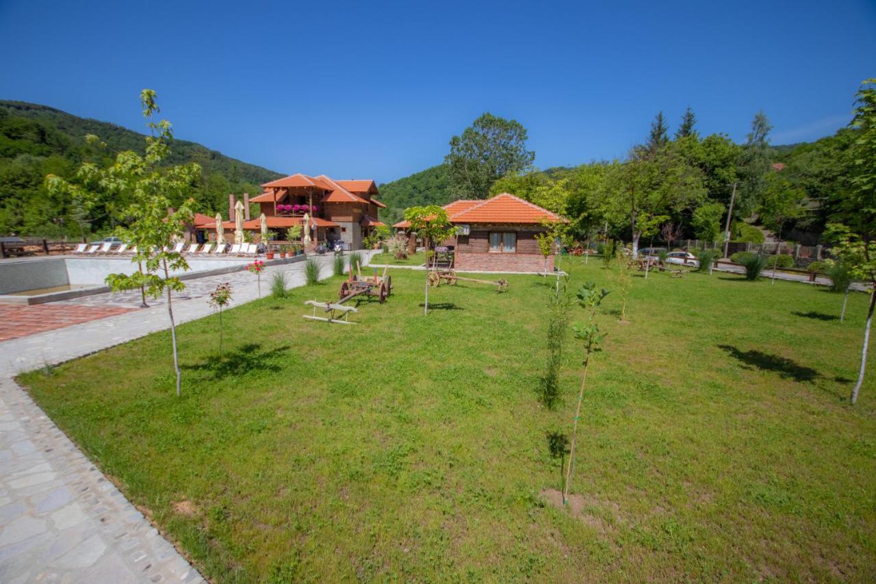 Etno Selo Svodje Daire Vlasotince Dış mekan fotoğraf