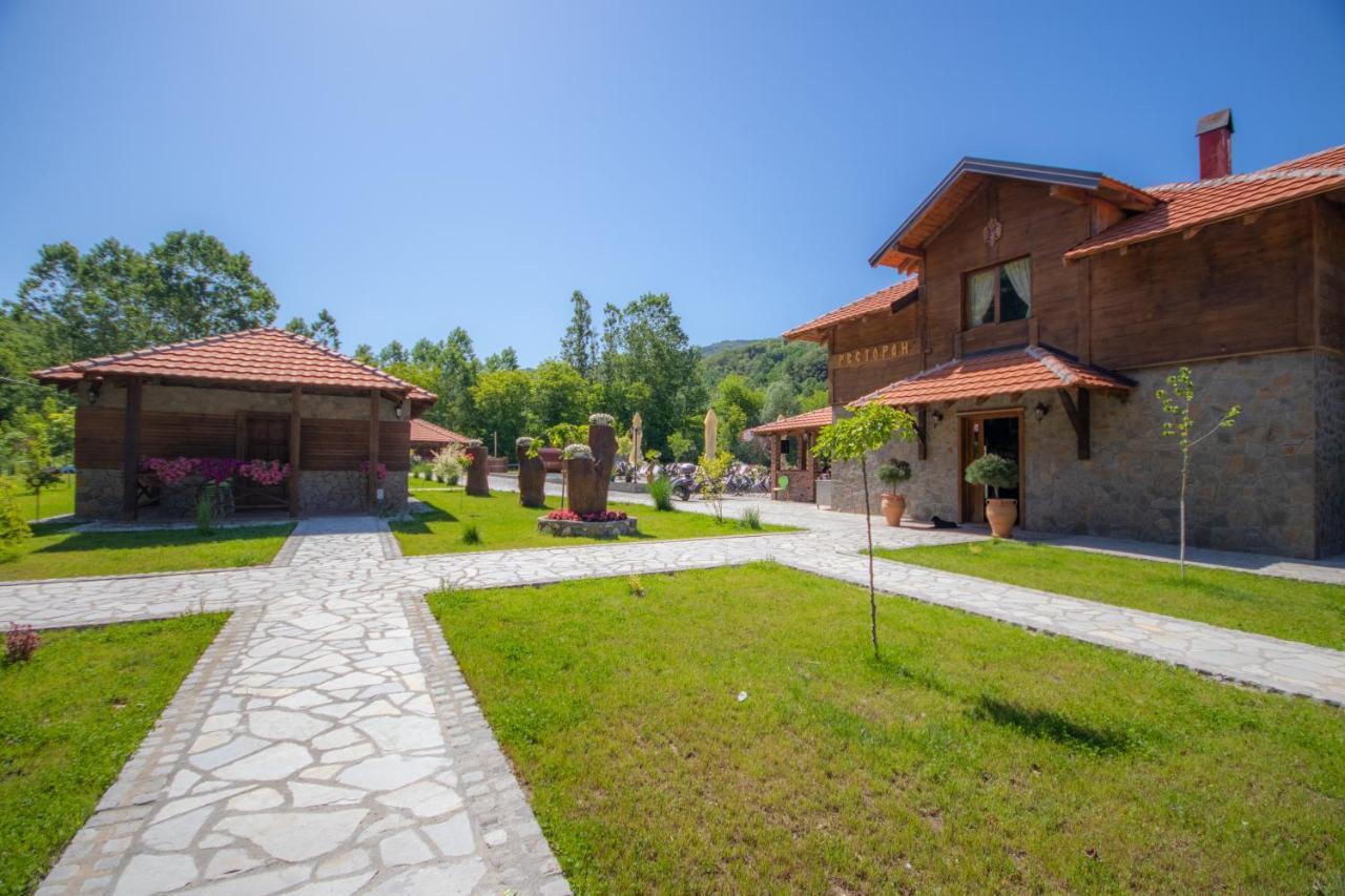 Etno Selo Svodje Daire Vlasotince Dış mekan fotoğraf